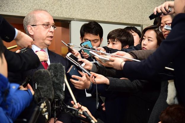 assistant_secretary_russel_addresses_reporters_after_meeting_with_south_korean_officials_in_seoul